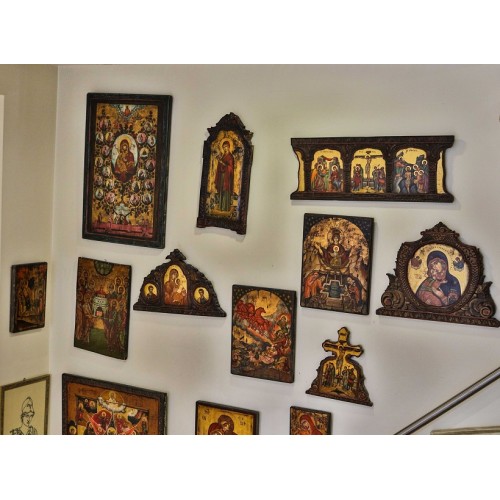 VARIETY OF ICONS